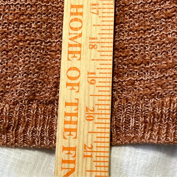 Target Mossimo Crotchet Cotton Sweater M - Picture 4 of 8